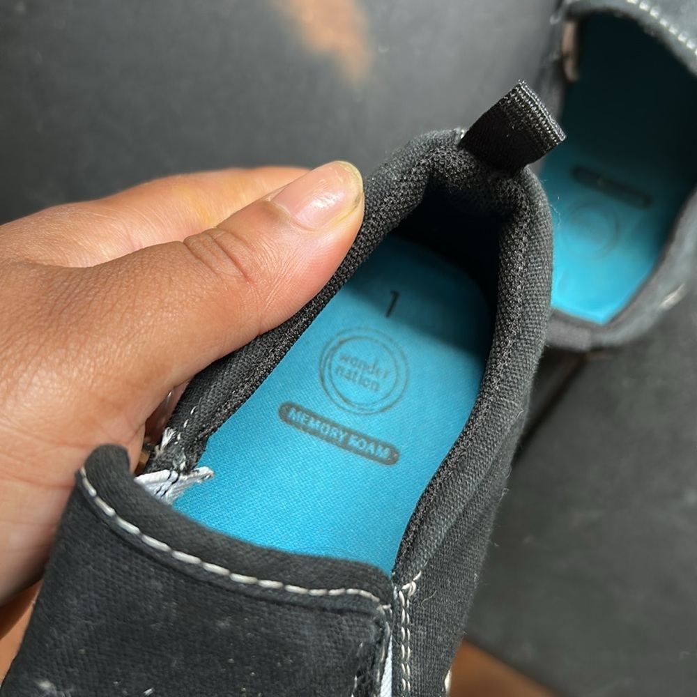 Wonder Nation Black Slip-On Kids Sneakers - Picture 3 of 4